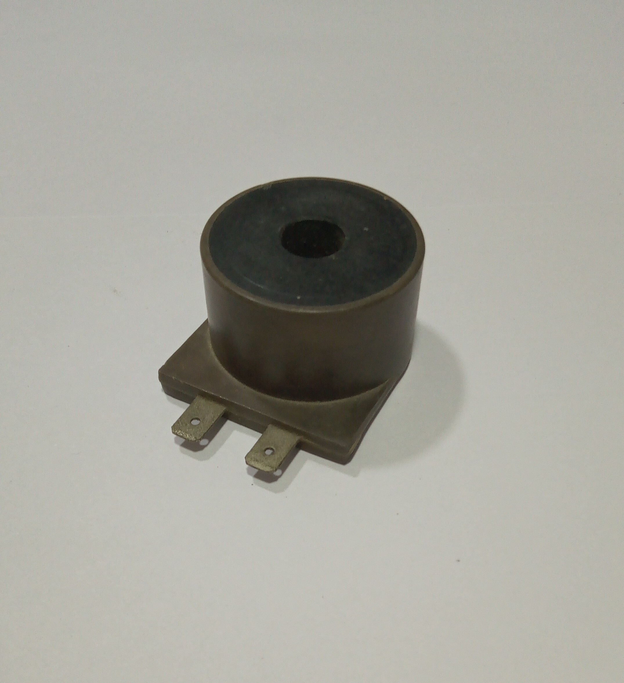 Pneumatic Ac And Dc Coils - Metal, Different Sizes Available, Black | Industrial Grade, Custom-made With Varied Voltage Options