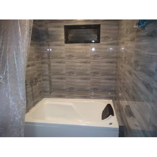 व्हाइट बाथ टब