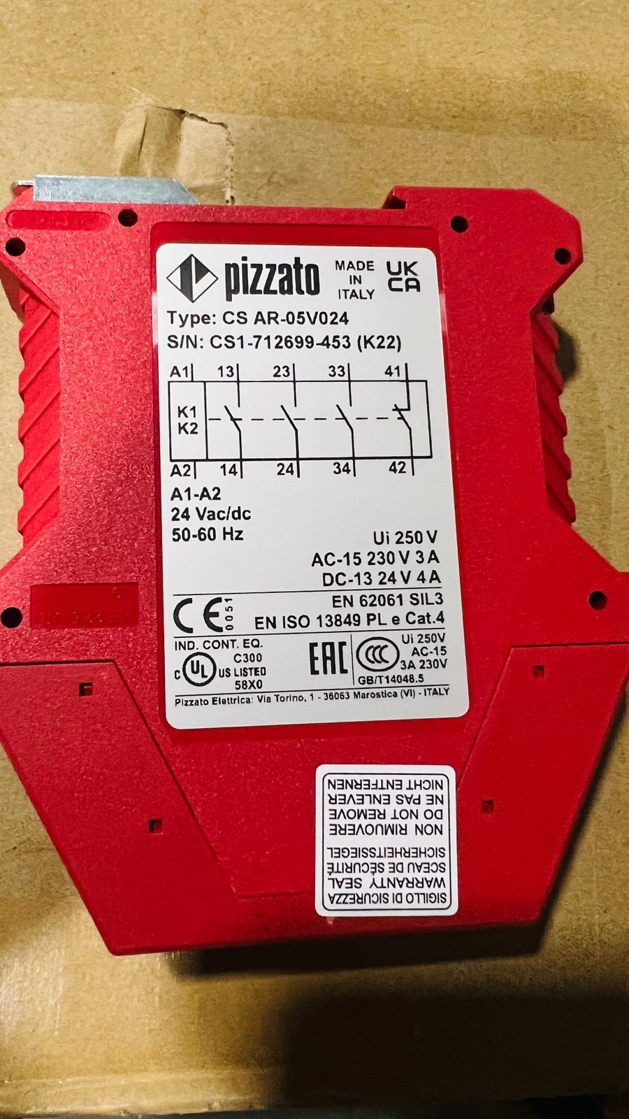Safety Relay Pizzato - Color: Yellow