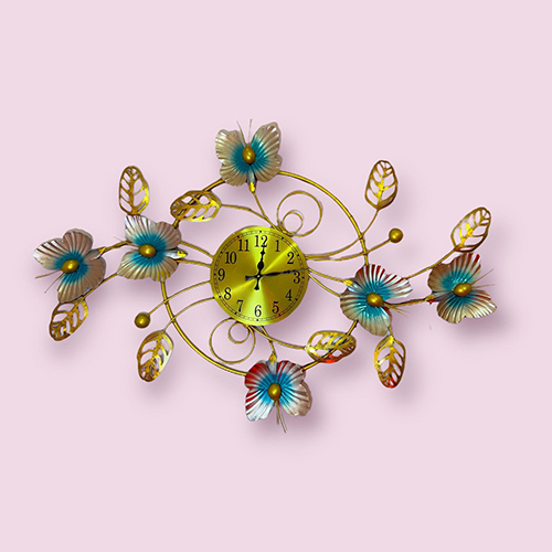 मेटल आयरन हैंगिंग वॉल क्लॉक