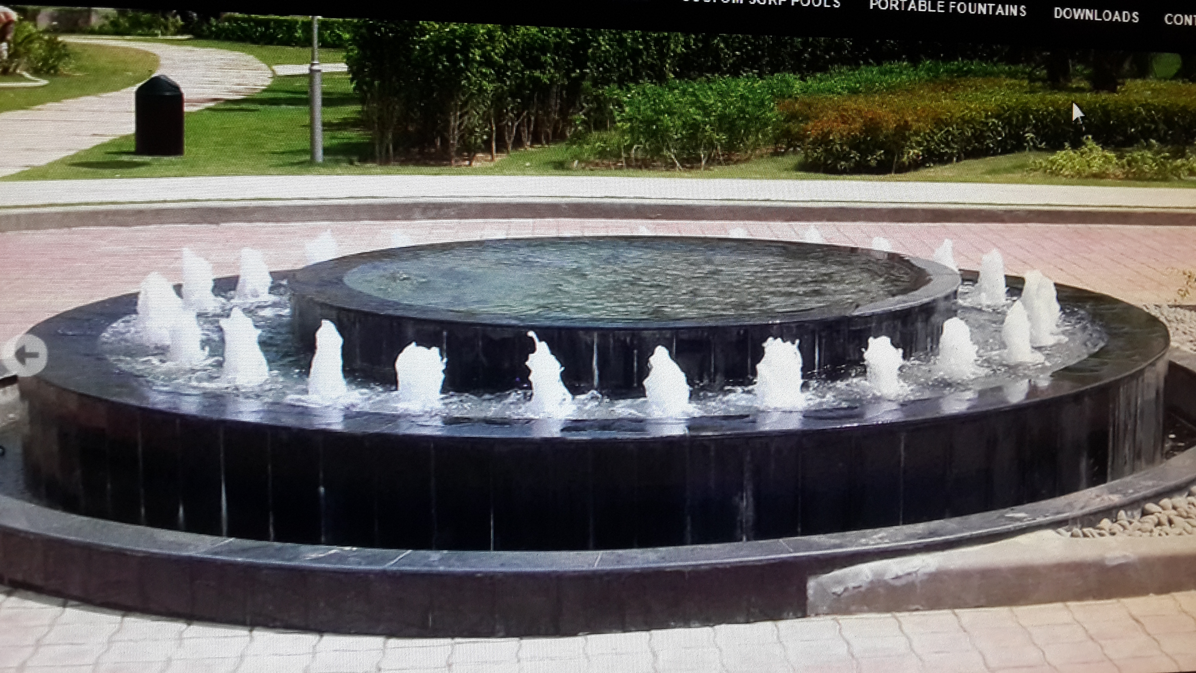 Foam Fountains - Color: White
