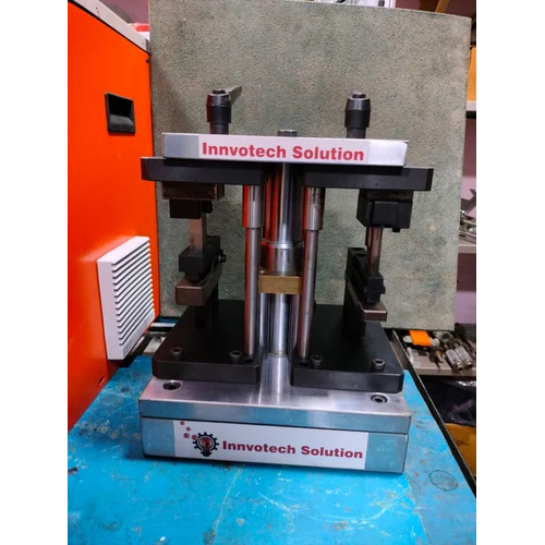 सेमी-ऑटोमैटिक एल्युमिनियम पंचिंग टूल्स