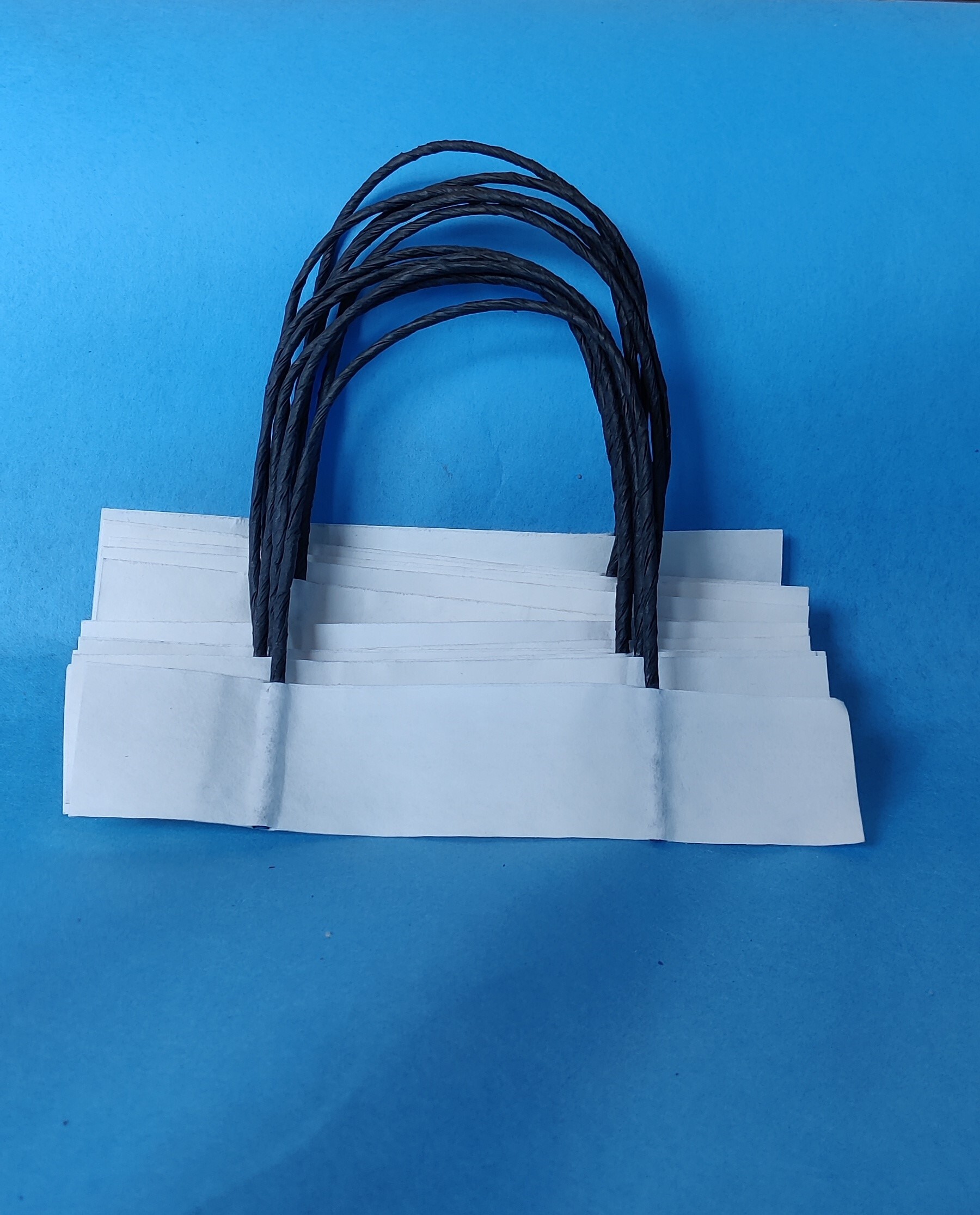 Colour Paper Handle - Hardness: As Per Requirement
