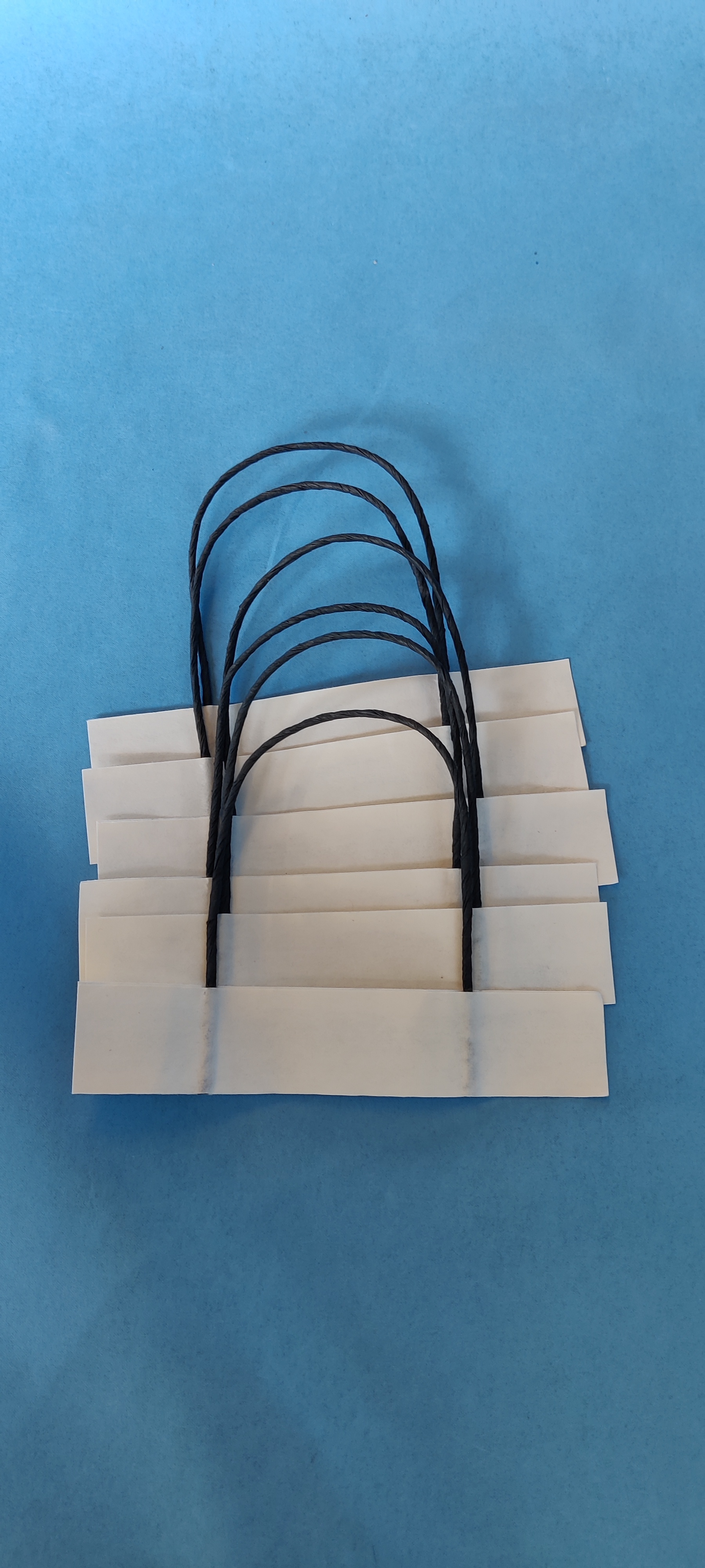 Colour Paper Handle - Hardness: As Per Requirement
