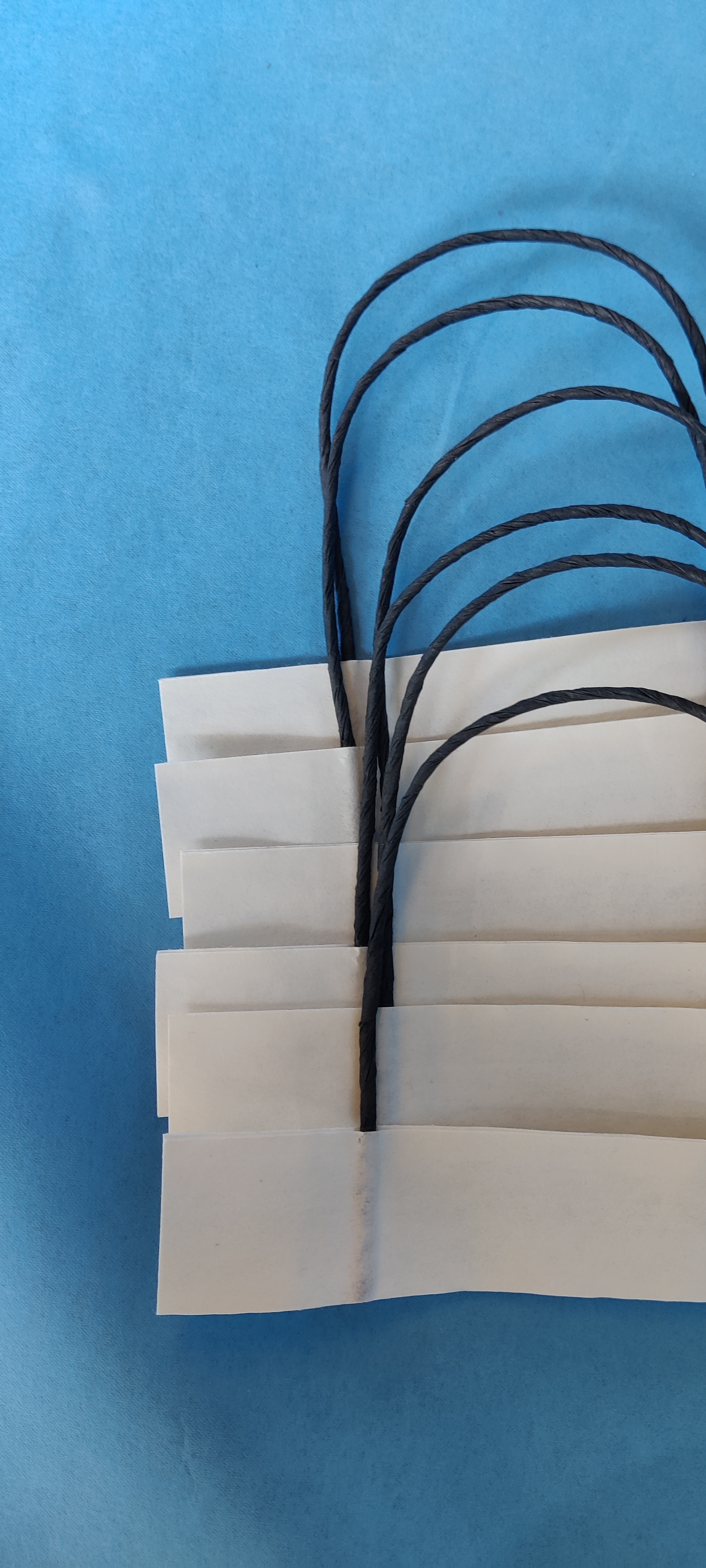 Black Handle - High-quality Paper, 190mm Size, Sleek Black Finish | Customizable Hardness, Comfortable Grip For Paper Bags