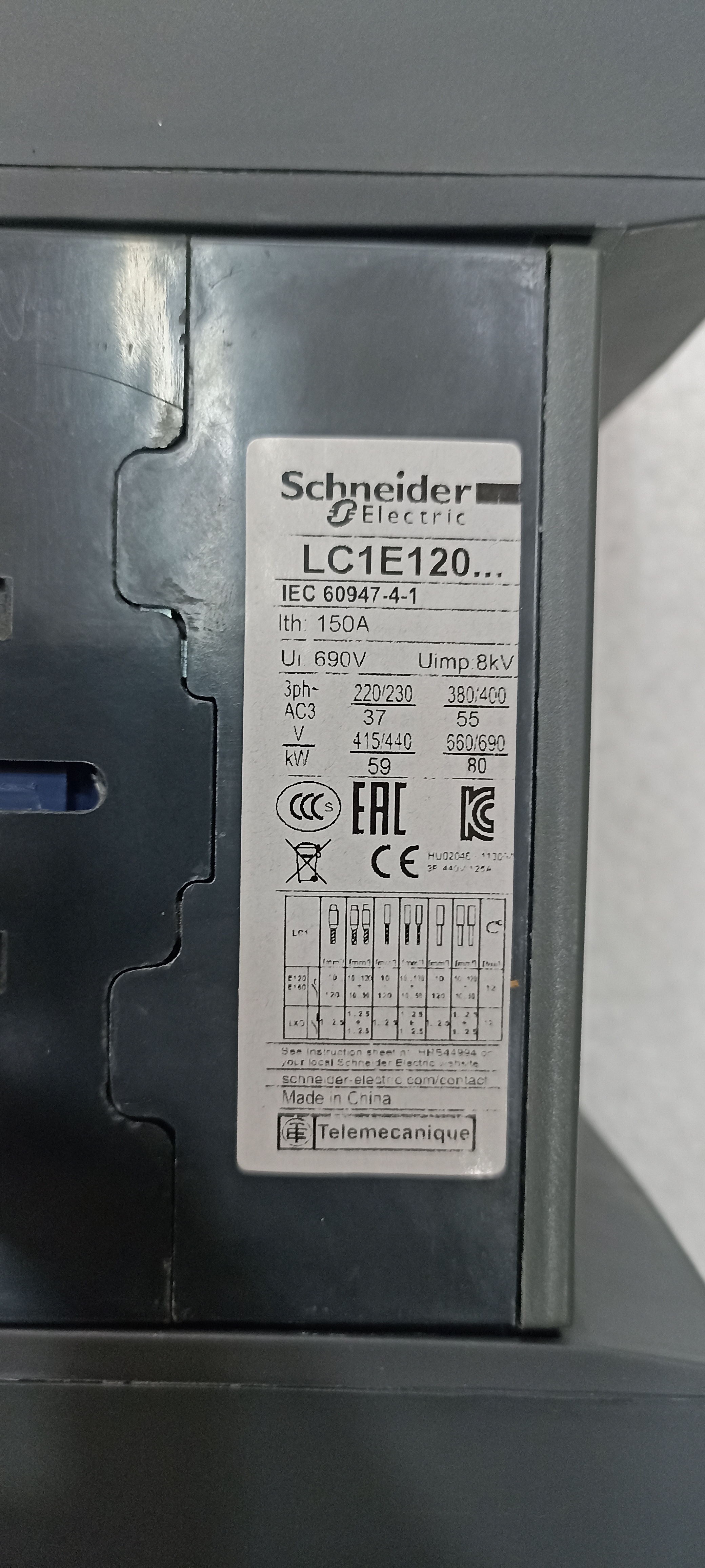 Schneider New Lc1e 120 Contactor