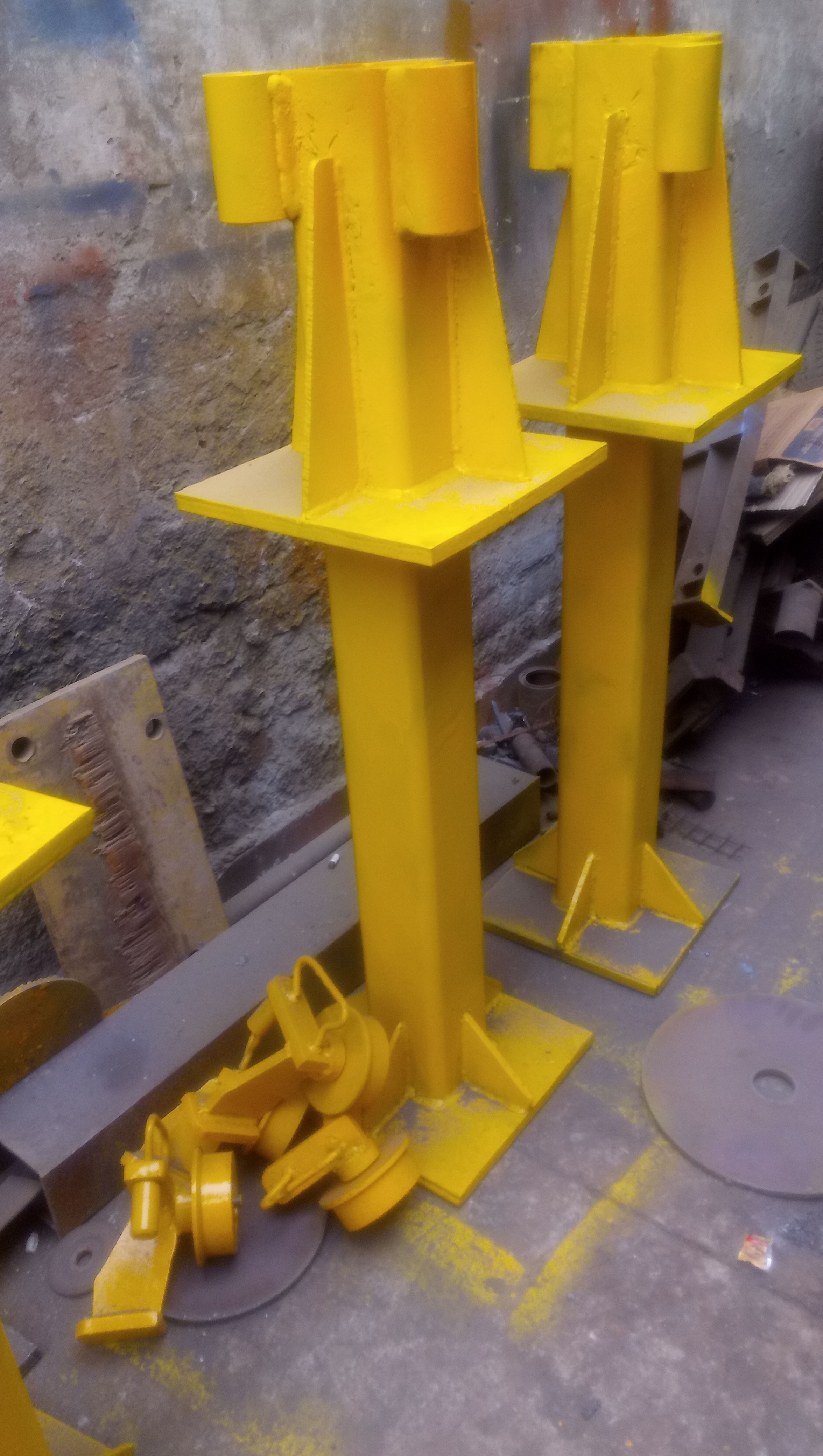 Fixed Tower Crane Foundation Mast