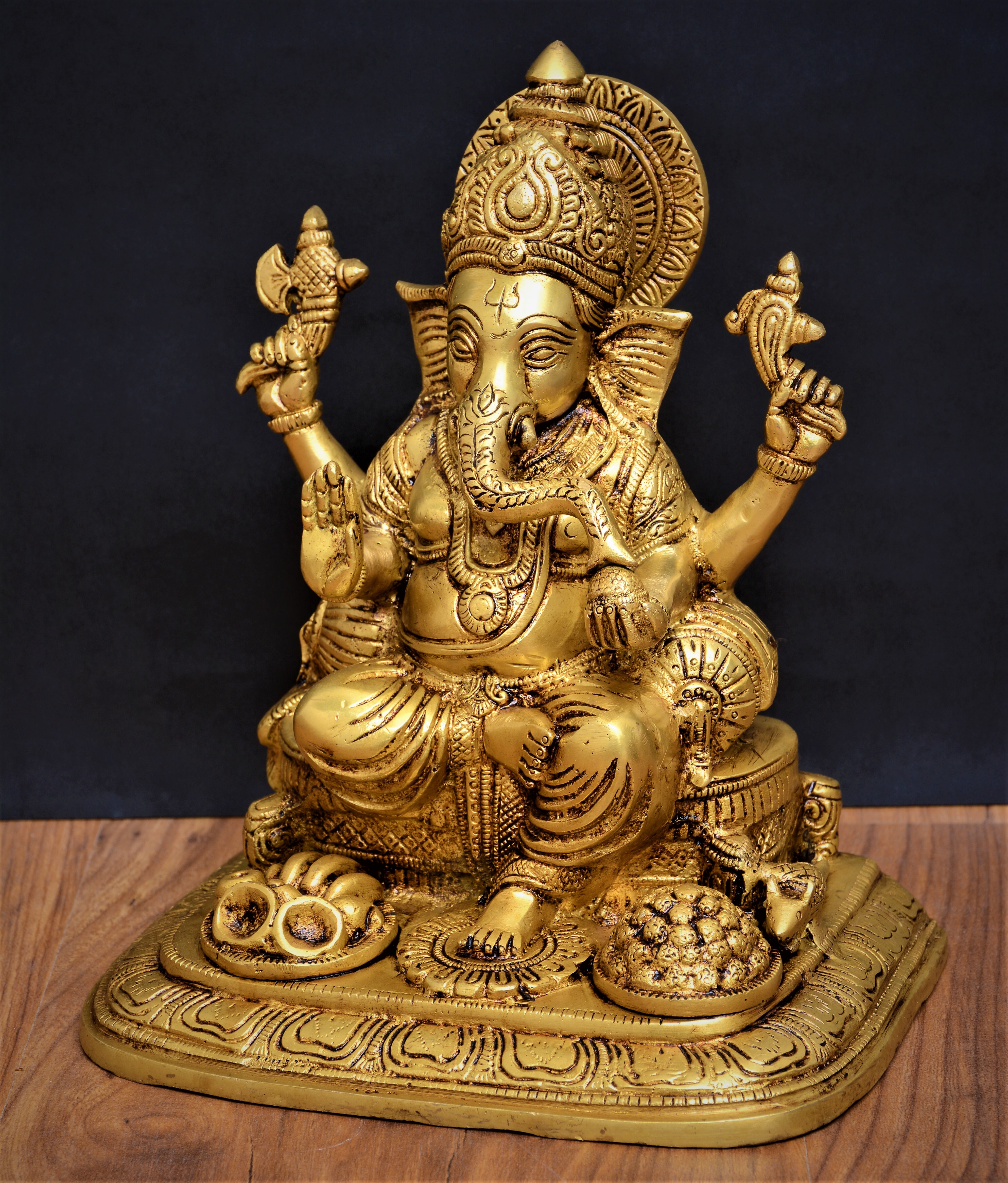 Easy To Clean Sitting Fruit Ganesh Ji