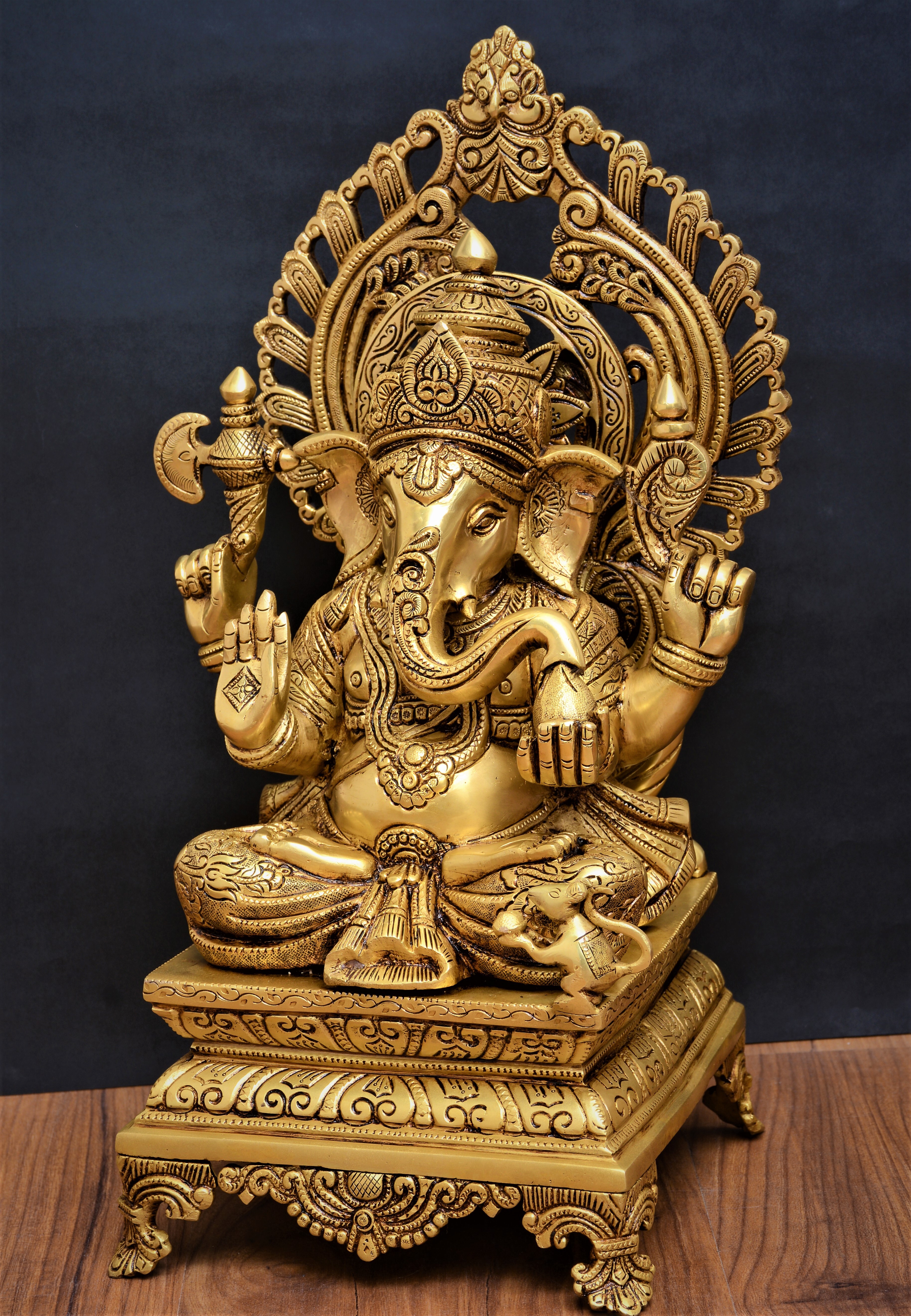 Frame Nazrota Sitting Choki Ganesh Ji