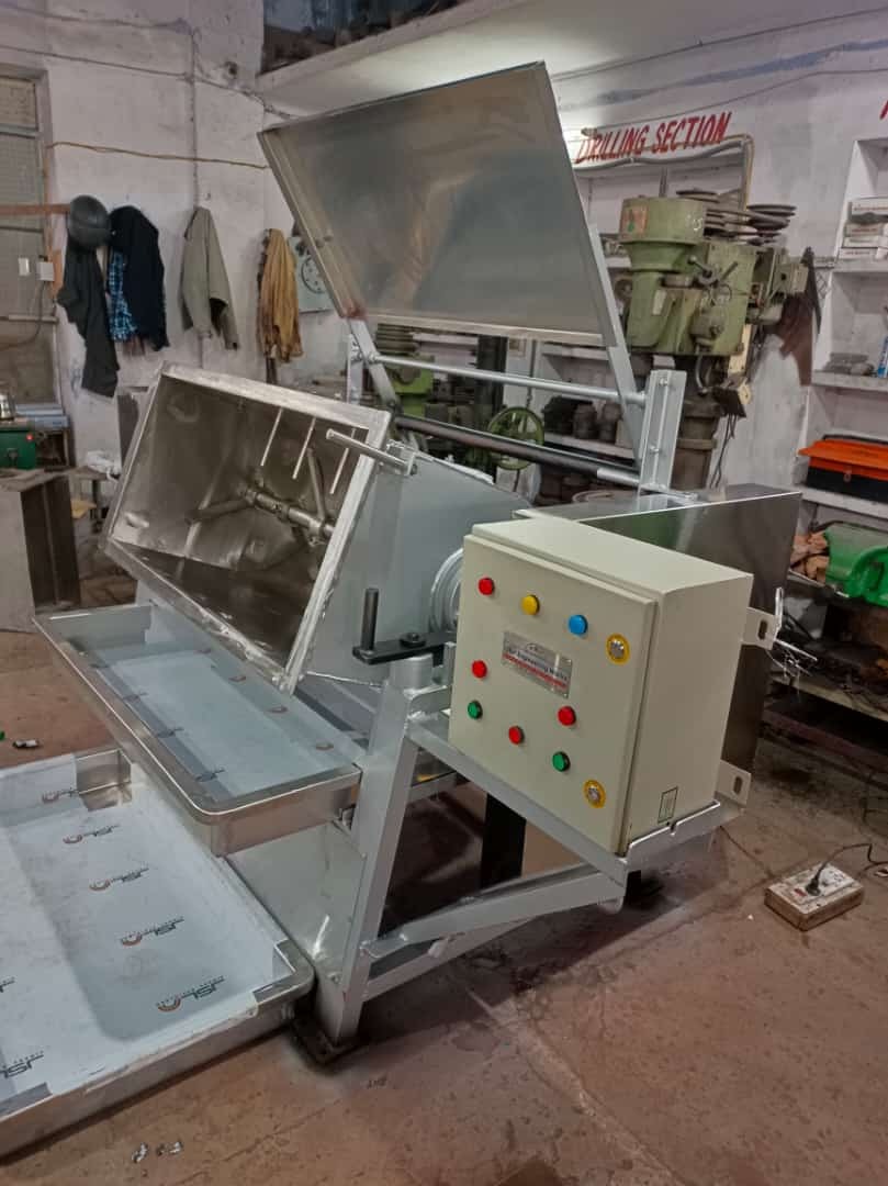 Silver Heavy Duty Z Mixture Machines