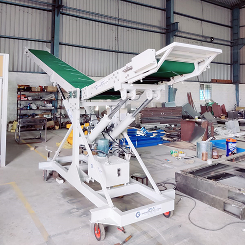 Truck Loading Conveyor - High-grade Metal, Diverse Sizes Available | 220-440 Volt Power, Enhanced Safety Features
