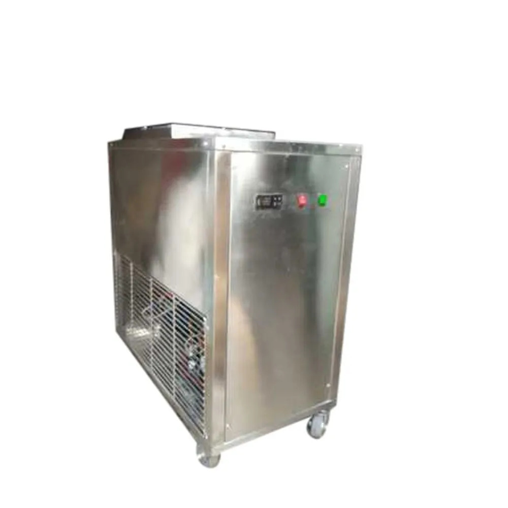 Plastic Process Chilling Plant - Copper Cooling Coil, Dimensions 0.8x0.6x0.8 M, Blue Color | 1/2 Hp Refrigeration Motor, 10 Lpm Water Flow Rate, 1 Year Warranty, 68 Noise Control