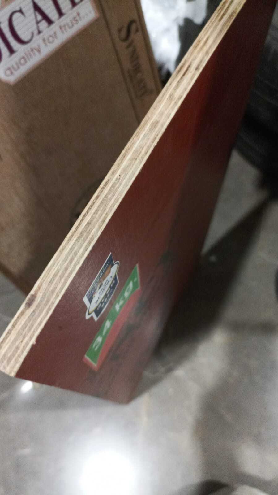 Plain Shuttering Plywood Core Material: Harwood