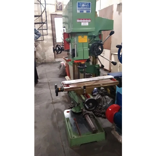 अर्ध स्वचालित ड्रिलिंग कम मिलिंग मशीन