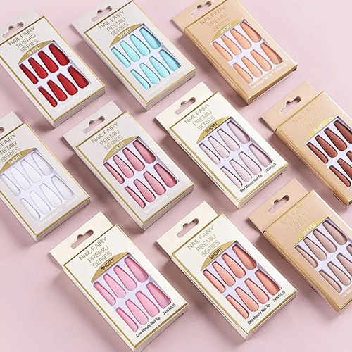 स्टिक ऑन ऐक्रेलिक नेल्स कलर कोड: अलग-अलग उपलब्ध
