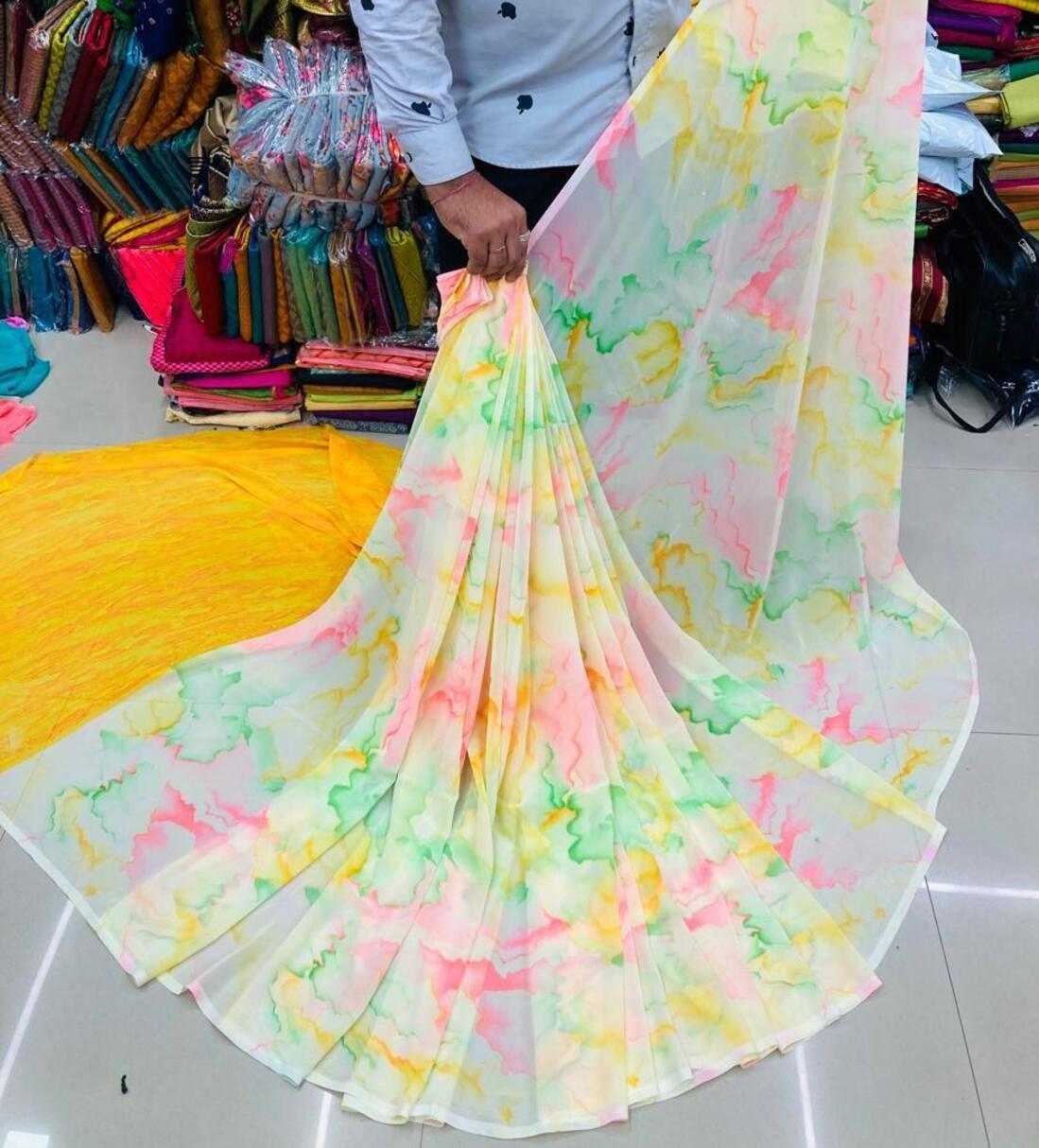 Waves Georgette Printed Saree - Unstitch Blouse Piece, Alluring Comfort For Party Wear, Mesmerizing Colors & Trendy Design