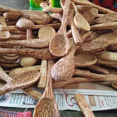 विभिन्न उपलब्ध नारियल शेल स्पून