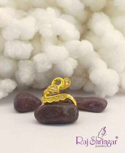 महिलाओं की अंगूठी