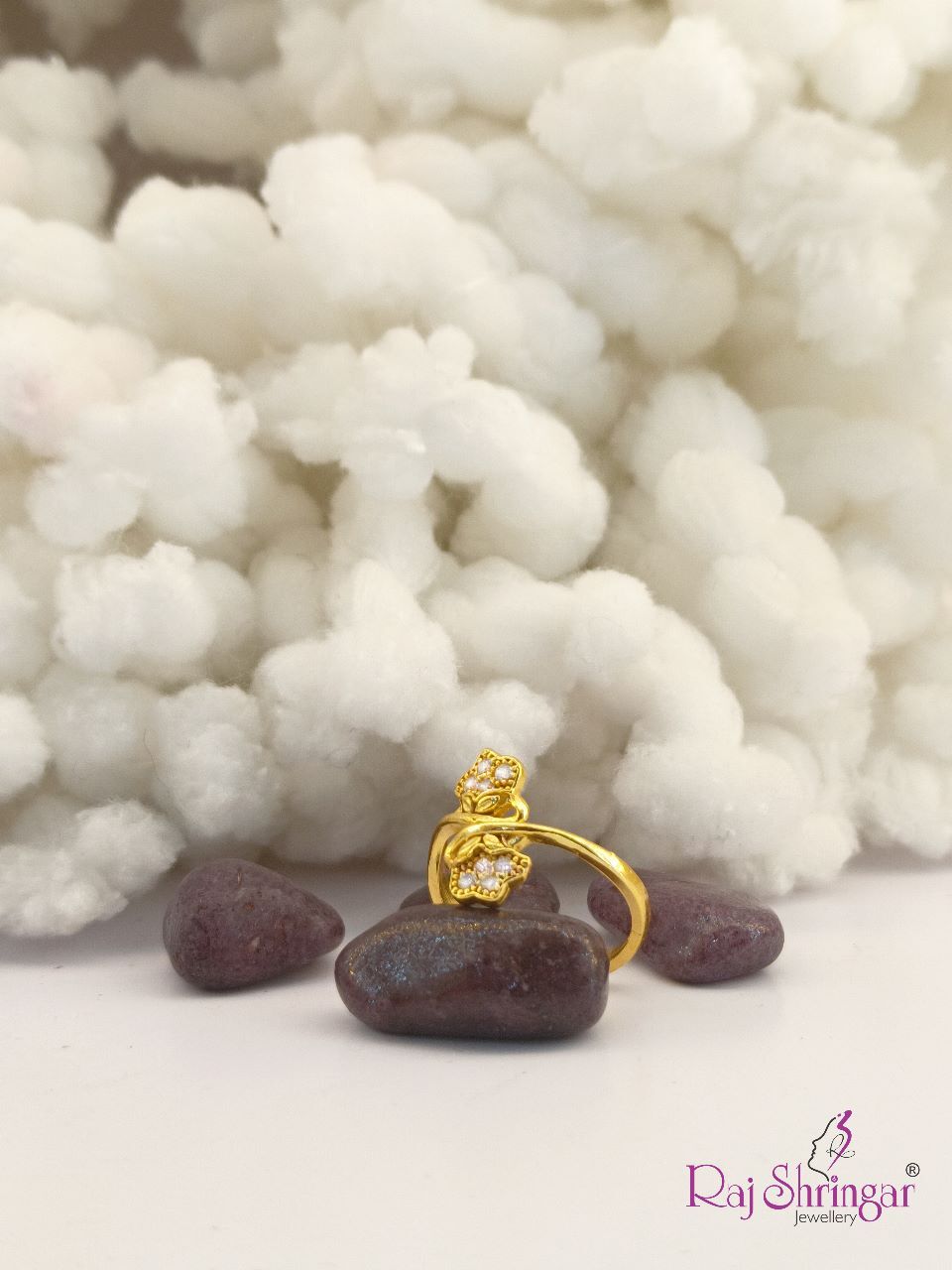 Fancy Ring - Gender: Women