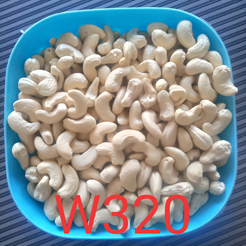 W320 काजू नट