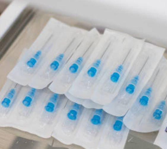 Blister Packing Machine With Automatic Syringe Loader/feeder: