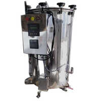 सेमी ऑटोमैटिक स्टेनलेस स्टील ट्रिपल वॉल्ड वर्टिकल आटोक्लेव