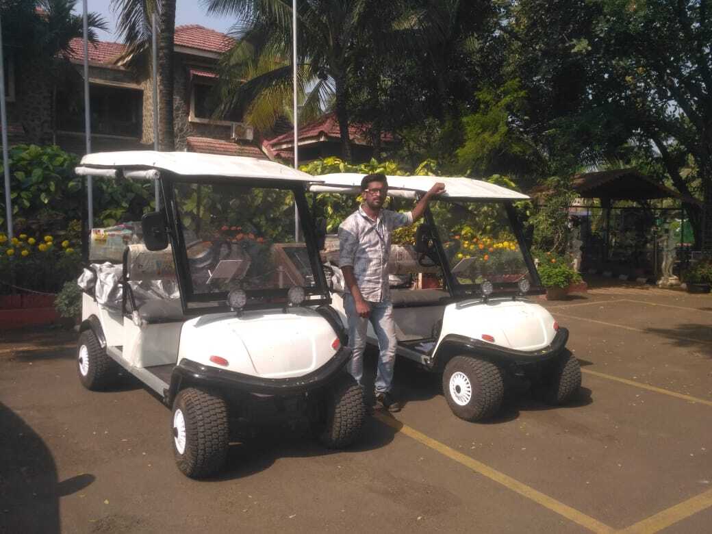 4 Seater Golf Cart - Warranty: 12 Months