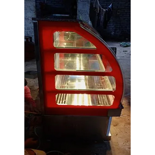 रेड स्वीट डिस्प्ले काउंटर