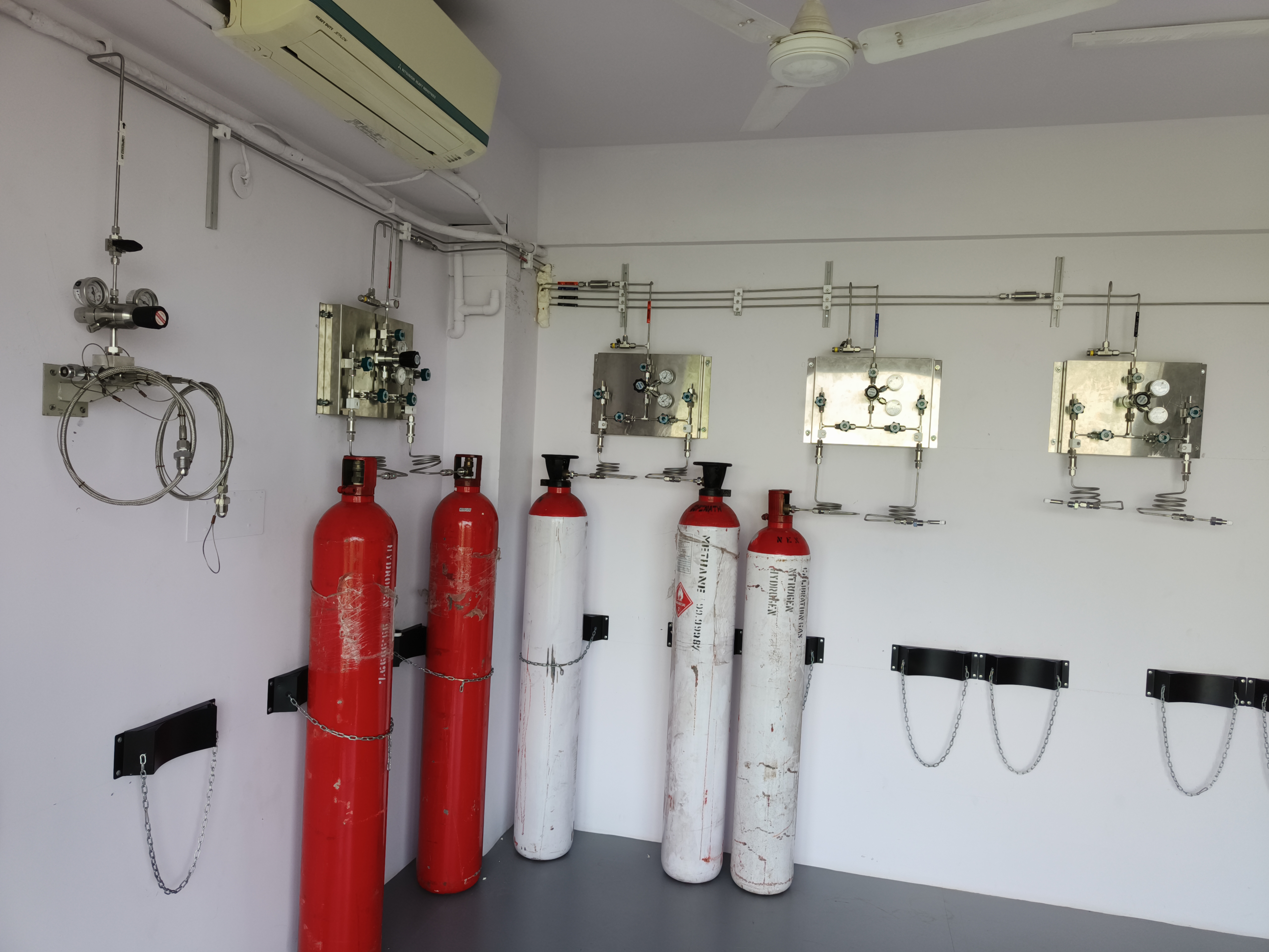 Ultra High Purity Gas Change Over Panel For Cvd Industries