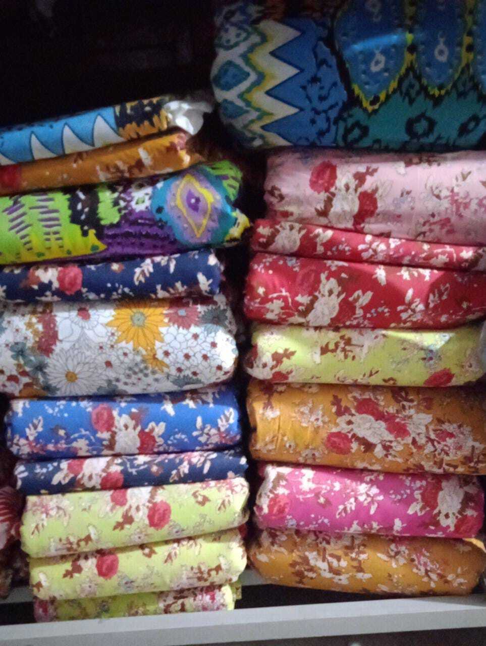 Printed Cotton Fabric - 100% Cotton, 60 X 60 Thread Count, 44 Inches Width | Machine Washable, Versatile For Cushion Covers, Bed Sheets, Kimonos, And More