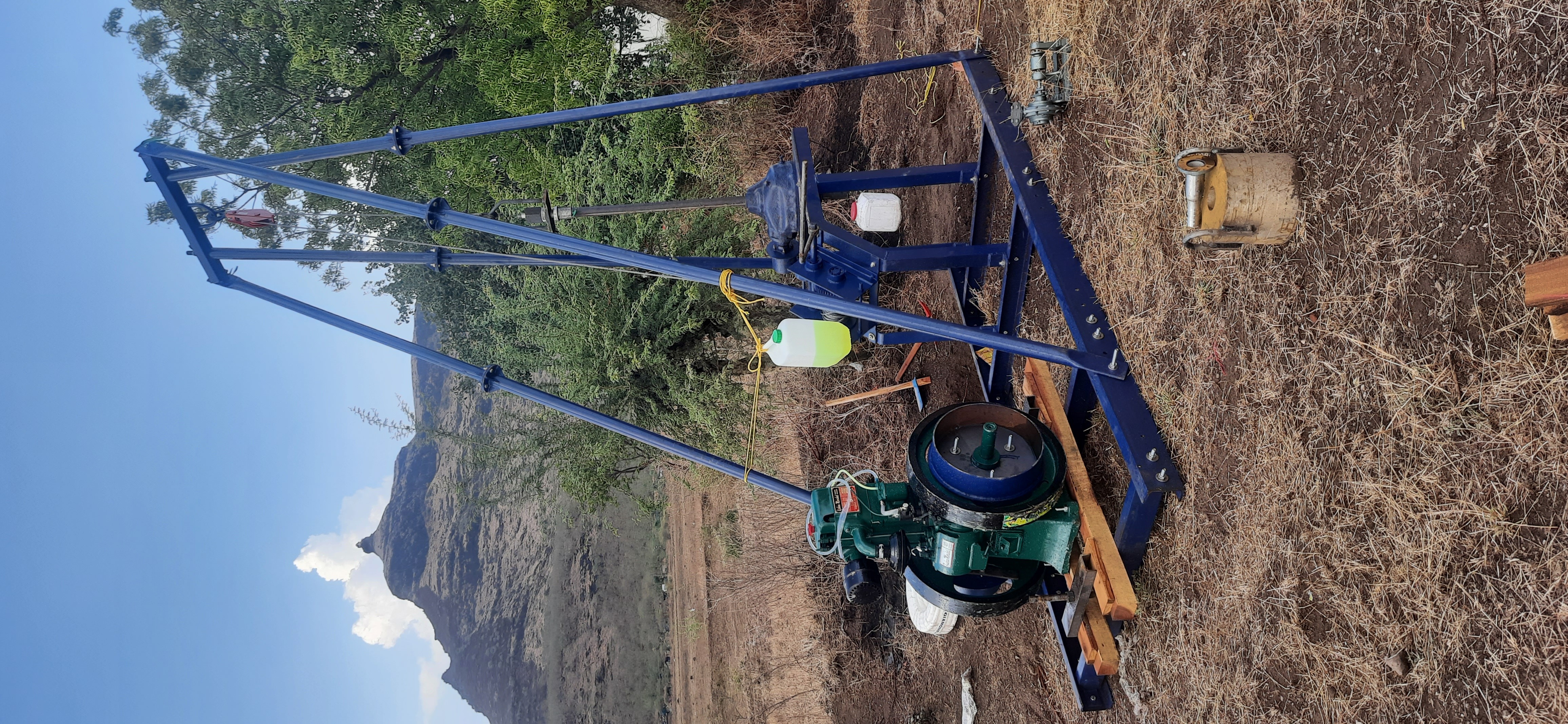 Calyx Rotary Drilling Rig For Soil Investigation In Geotechnical Laboratory - Material: Mild Steel