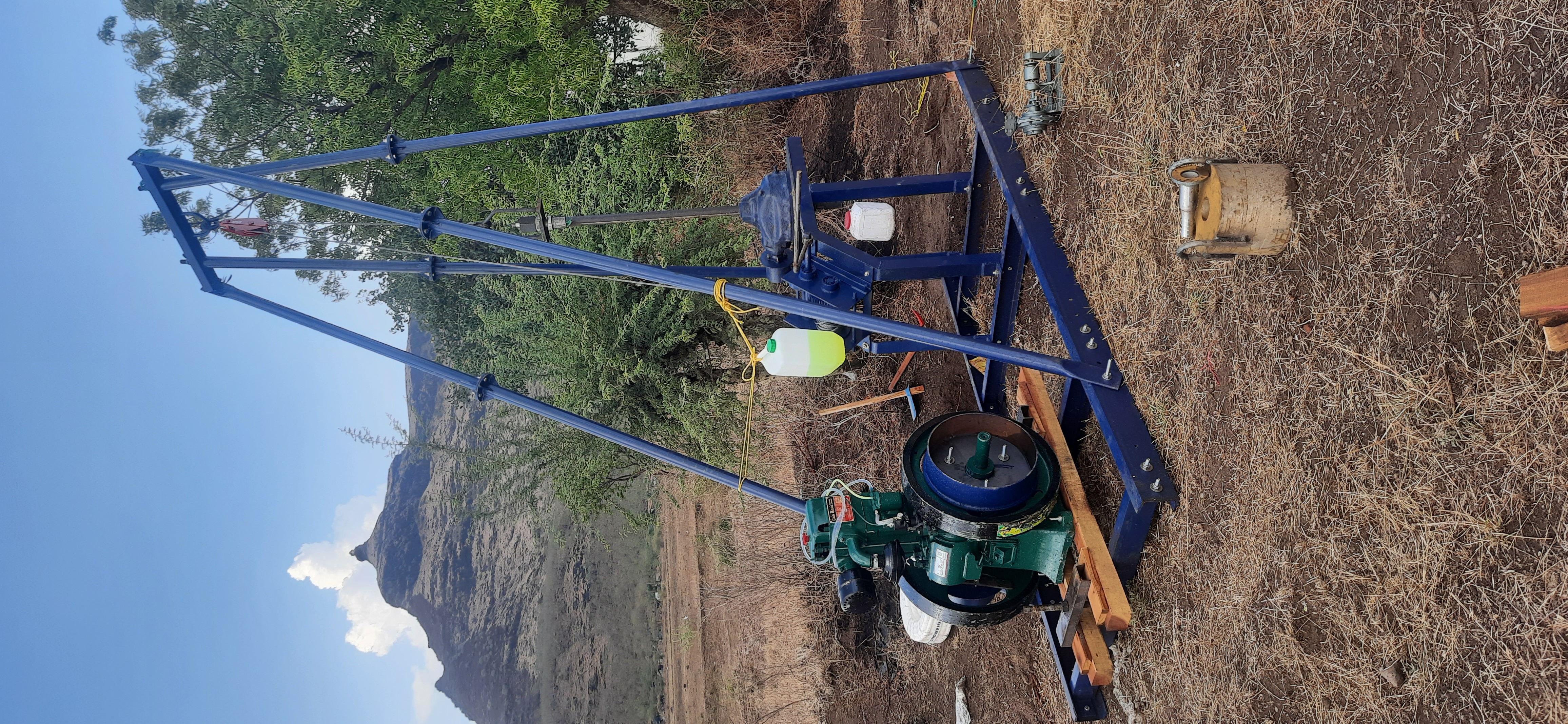 Calyx Rotary Drilling Rig For Soil Investigation In Geotechnical Laboratory - Material: Mild Steel
