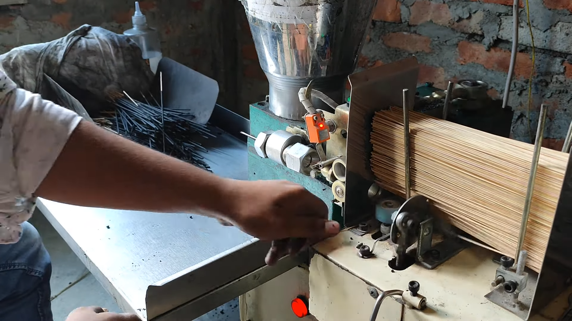 Automatic Agarbatti Making Machine Power: 1 Horsepower (Hp)