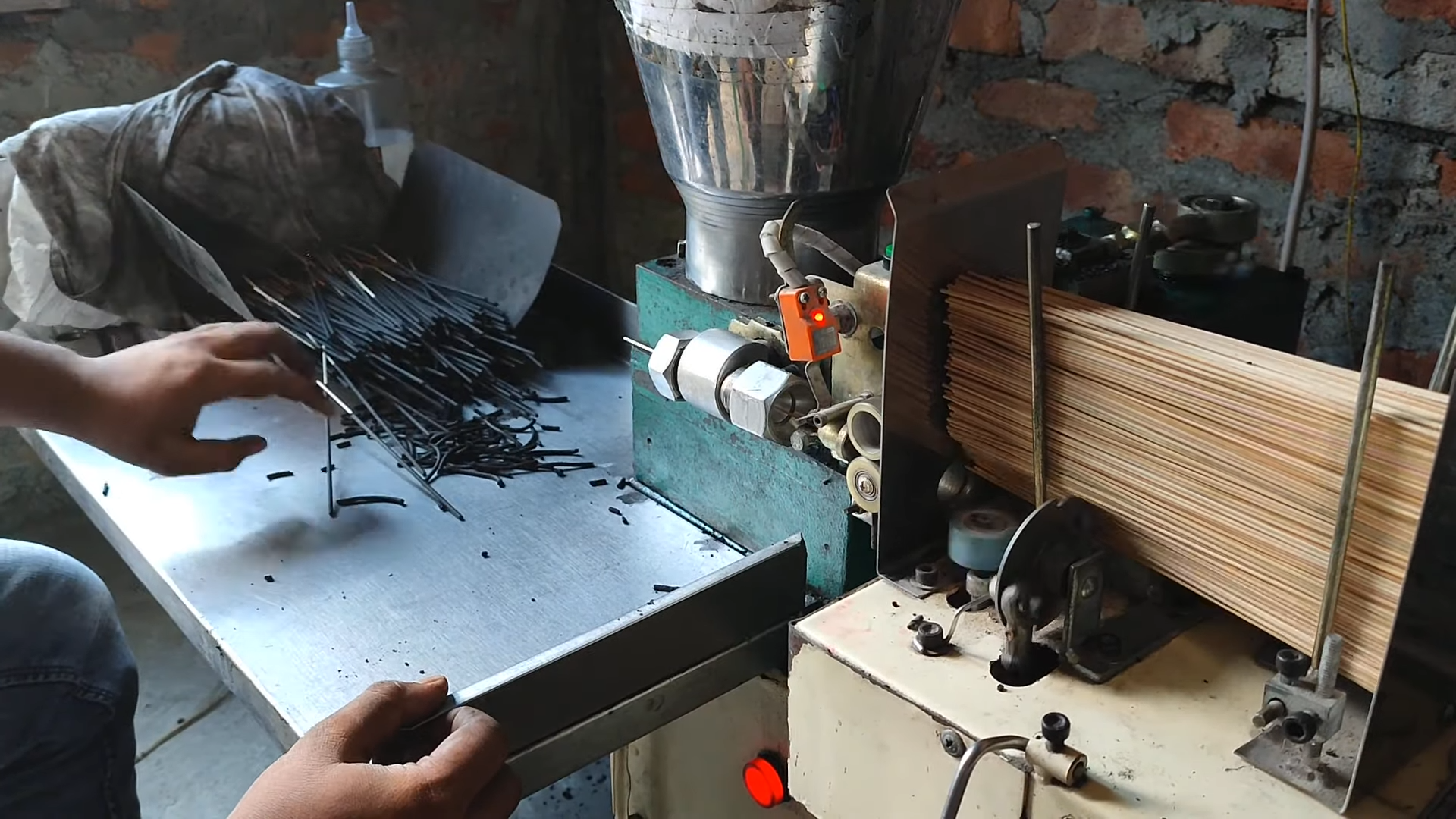 Automatic Agarbatti Making Machine Power: 1 Horsepower (Hp)