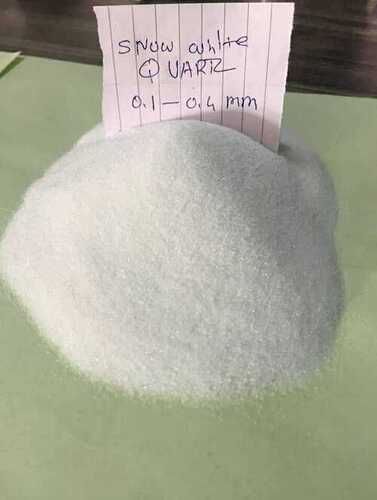 बर्फ के सफेद क्वार्ट्ज रेत