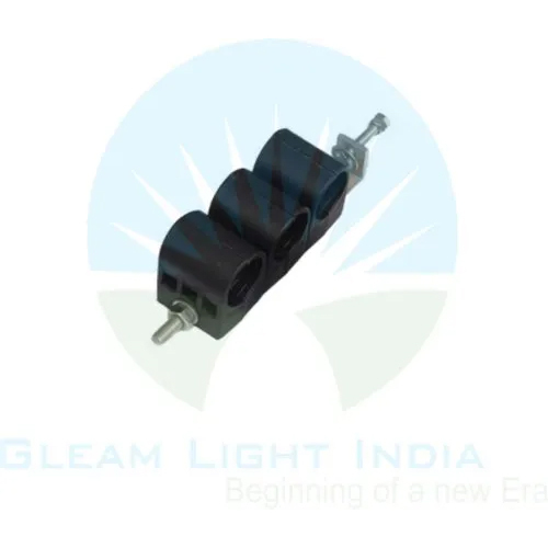 Three Way Feeder Clamp - Color: Black