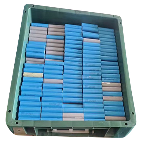 Li-battery Cylinder - High-quality Plastic, Multiple Size Options , Polished Finish For Industrial Applications