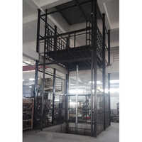 Industrial Hydraulic Goods Lift