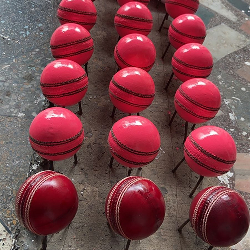 Various Colors Red Leather Balls