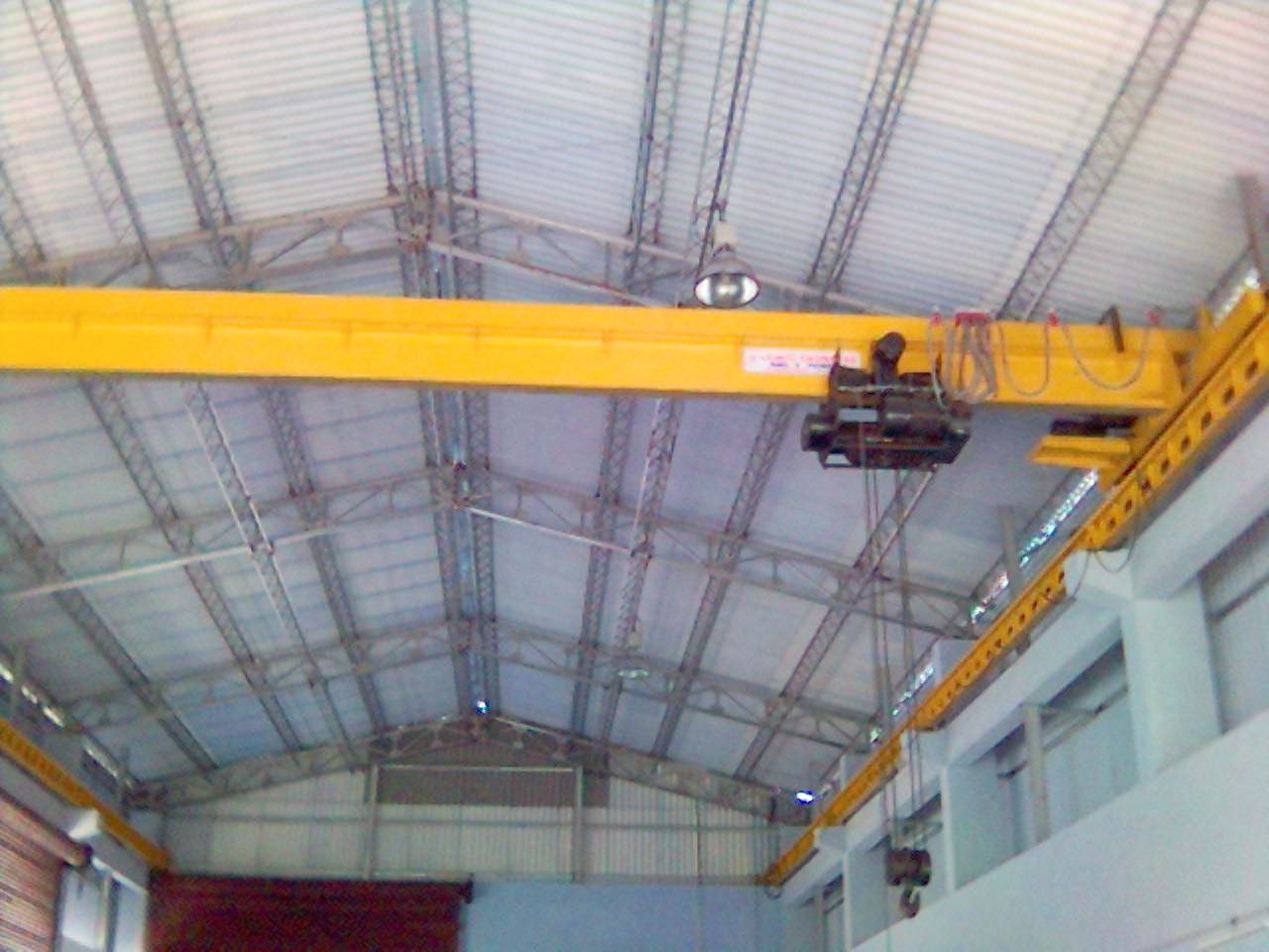 Single Girder Overhead Travelling Crane - Color: Yellow