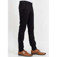 विभिन्न उपलब्ध पुरुषों के लिए फॉर्मल पैंट