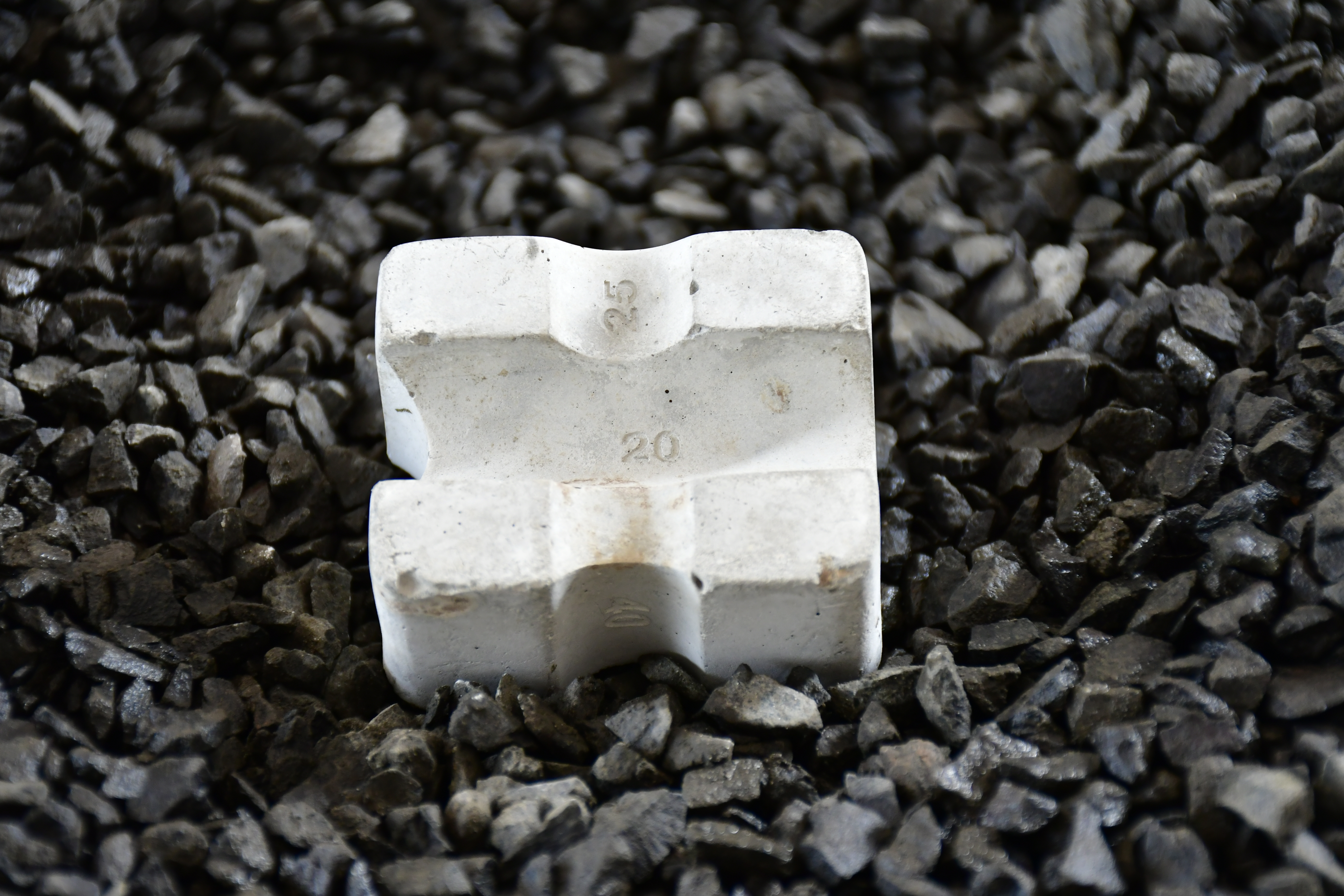 Concrete Cover Block Size: 20mm To 75 Mm In With Wire
