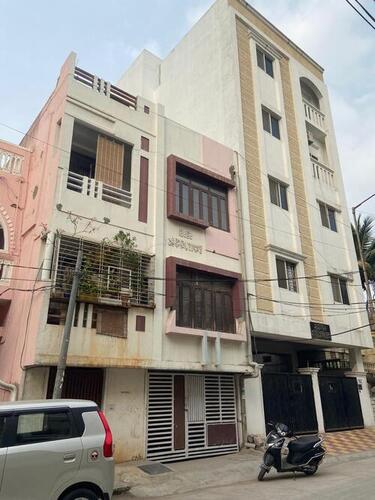 मल्टीस्टोरी बिल्डिंग लिफ्टिंग सर्विसेज