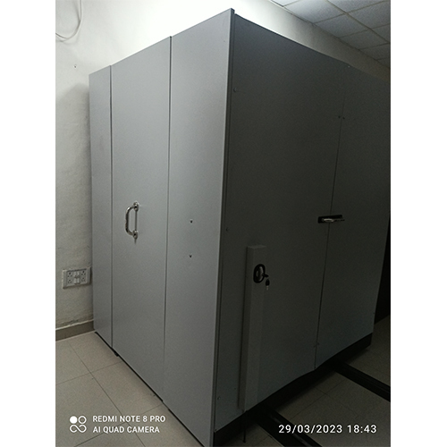 Pull Push Type Mobile Compactor Application: Industrial