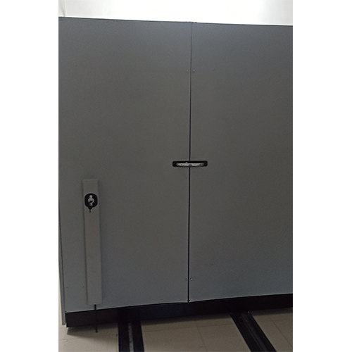 Pull Push Type Mobile Compactor Application: Industrial