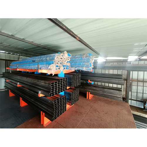 Cantilever Rack Application: Industrial