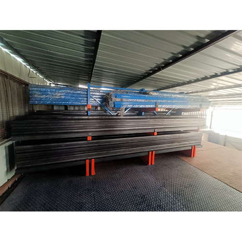 Cantilever Rack Application: Industrial