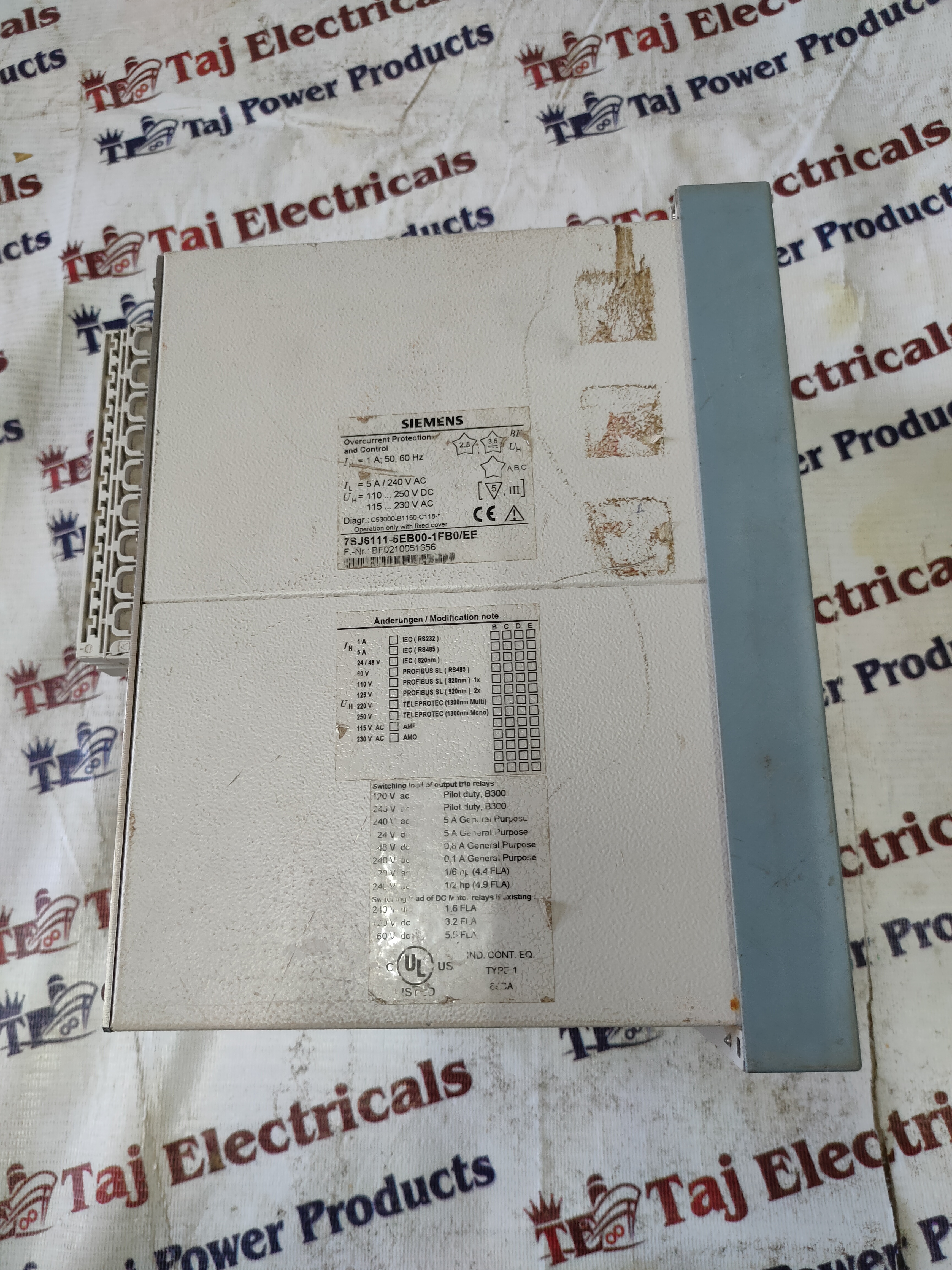 Siemens 7sj6111-5eb00-1fb0/ee - Multifunction Protective Relay, Backlit Text Display 4x20 Characters, 8bi, Dc/ac 110v-250v, Motor Protection & Fault Recording