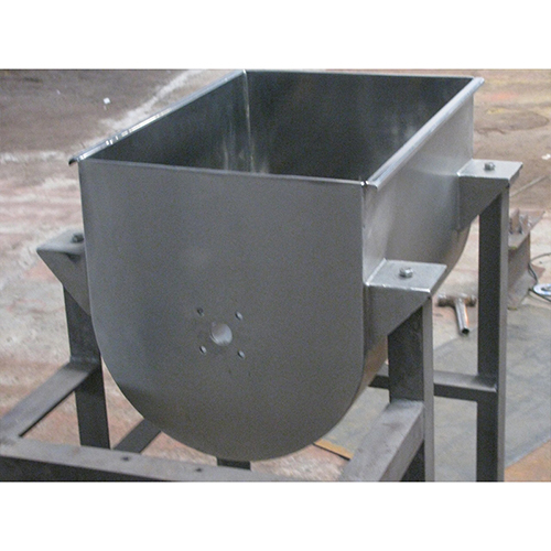 Semi-automatic Feed Mixer Machine
