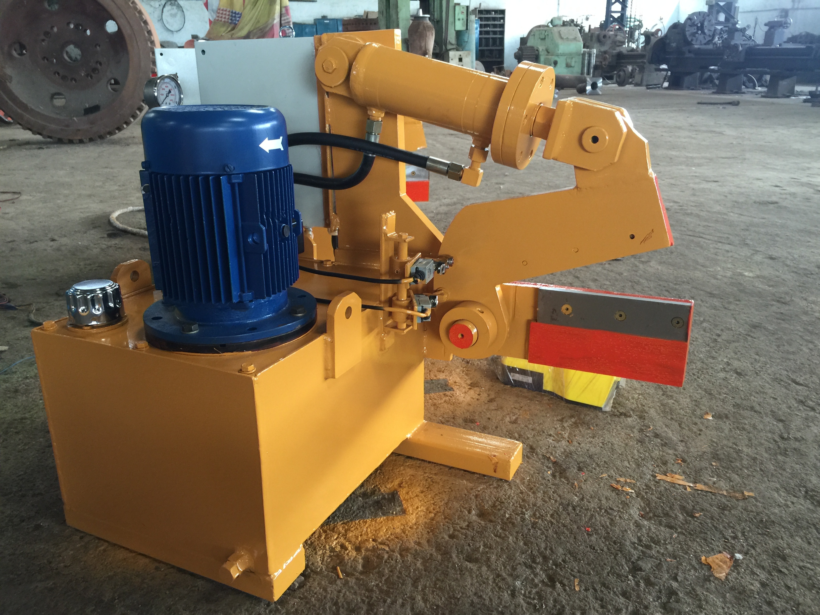 Automatic Aligator Share Machine